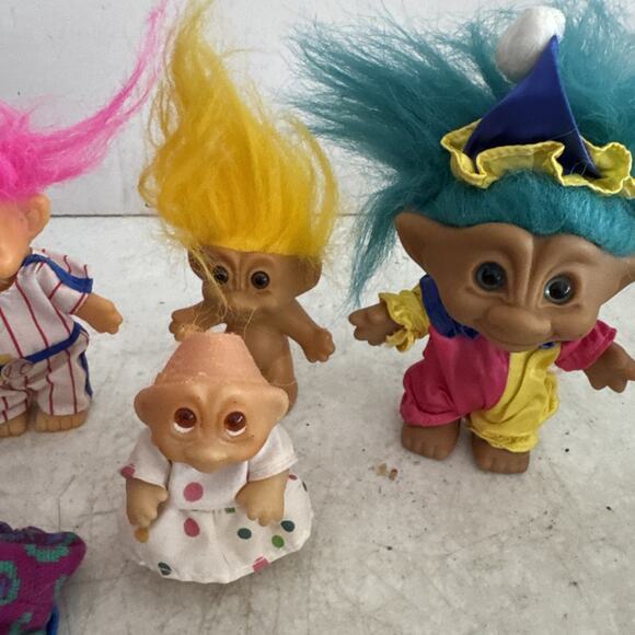VTG Troll Doll Lot Of 5 Russ Dam Dolls Football Baseball More - Picture 8 of 8